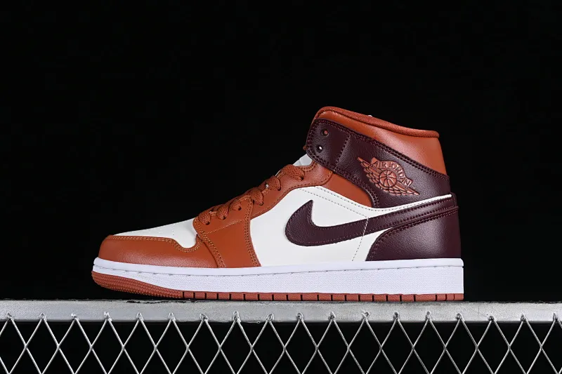 All Categories Air Jordan Jordan Series Basketball Shoes Air Jordan 1 Mid Air Jordan 1 Mid AJ1 Joe 1 Caramel Brown Chinese Cultural Leisure Sneakers BQ6472-200